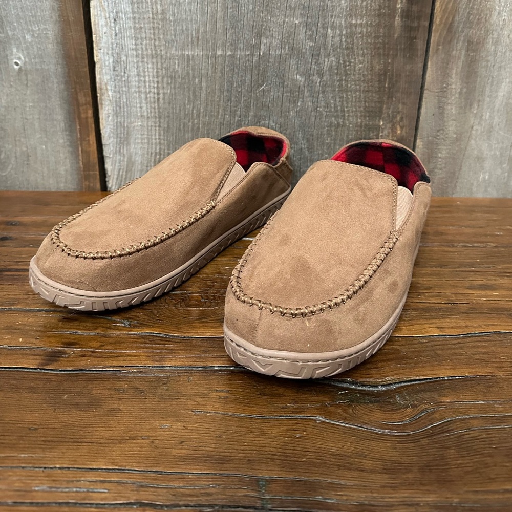 Old Navy Faux Suede Moccasin Slipper Tan Size Large 10-11 Men’s Buffalo Check
